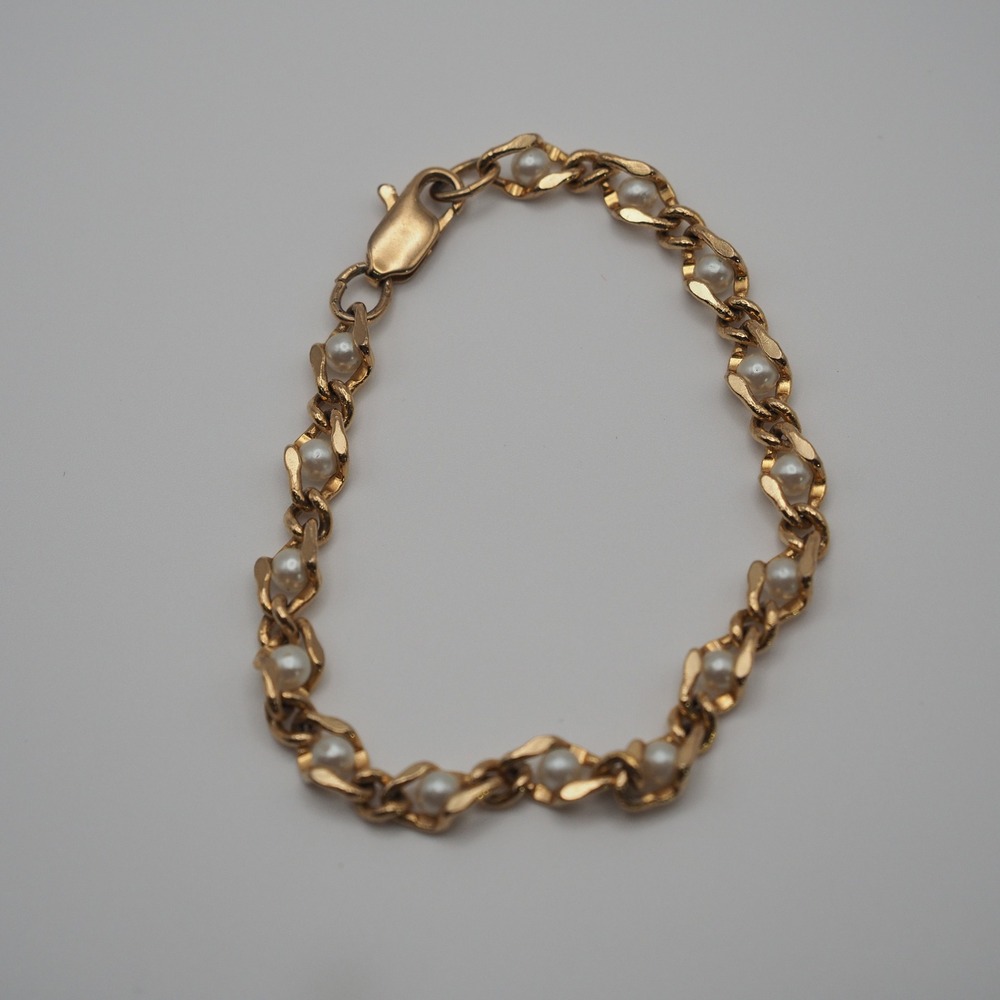 Vintage Bracelet 7 Inch Gold Tone Caged Faux Pearl Twisted Curb Chain Polished